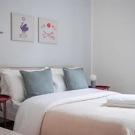 Modern 9 Pax Group Stn Venice 4 Min Апартаменты